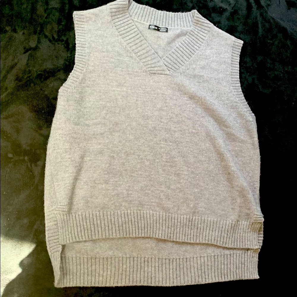 Women’s sweater vest